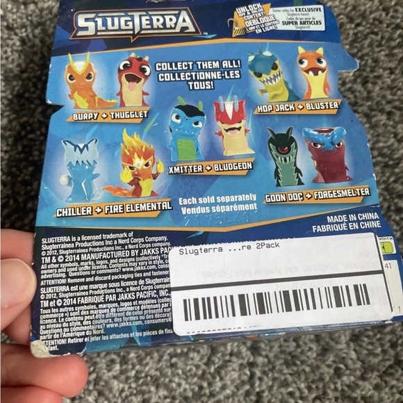 Xmitter & Bludgeon Action Figure Set - Blue and Red - Picture 7 of 12